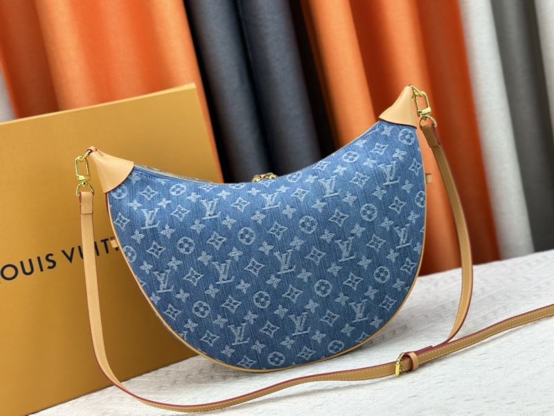 Louis Vuitton Hobo Bags